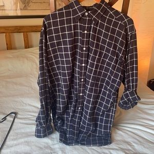 Ralph Lauren men’s button down casual shirt, size M, 100% cotton